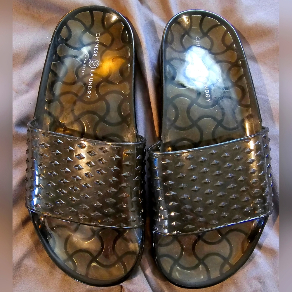 Chinese Laundry Sandals